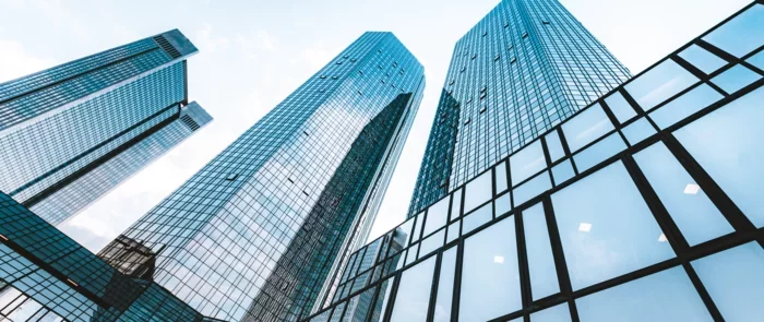 Financial Services customer story banner